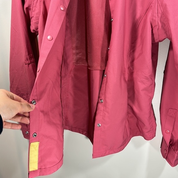 Duluth Trading Company Rain work Jacket Red/Pink Windbreaker button down shirt - Picture 4 of 7